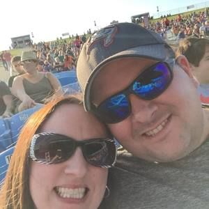 Meet your Posher, Kenna